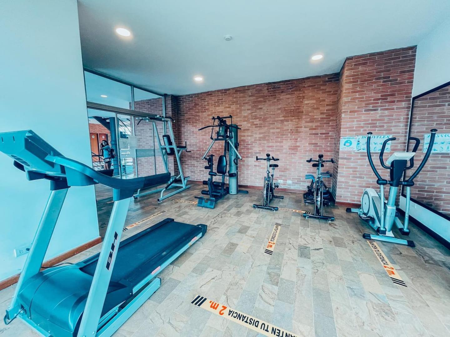 Luxury 1 Bedroom With Pool & Gym Close Provenza Medellin Bagian luar foto