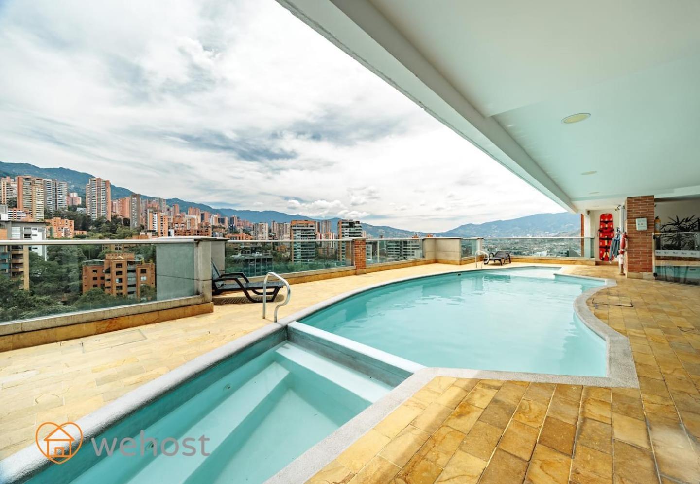 Luxury 1 Bedroom With Pool & Gym Close Provenza Medellin Bagian luar foto